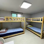 TwinRabbit Guesthouse