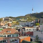 Yolo Guesthouse