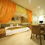 Ezen Hotel