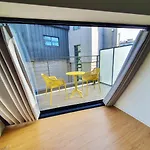 Yolo Guesthouse
