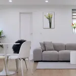 3Room+2Bathroom Hongdae 1Exit