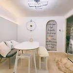 Easel House