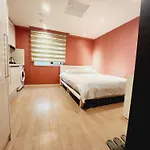 Olive Hostel R