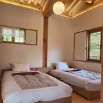 Iriru Luxury Hanok Stay - Eunpyung Hanok Village