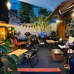 Bunk Guesthouse Hongdae