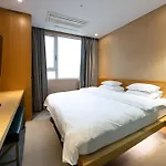 Hotel The Designers Hongdae