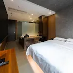 Hotel The Designers Hongdae