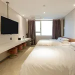 Hotel The Designers Hongdae