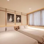 Uh Suite Central Seoul