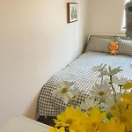 Magic Room Hongdae Guesthouse
