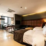 Sr Hotel Sadang