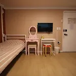 Bunk Guesthouse Hongdae