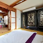 Inwoo Guesthouse