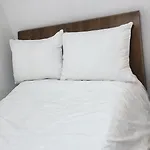 New, Private, 3 Rooms, Hongdae, 6 Persons