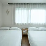 Artravel Hongdae Apartment