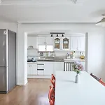 Artravel Hongdae Apartment
