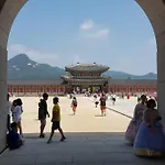 Hello Seochon - Gyeongbokgung Station