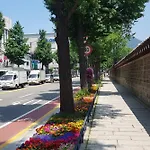 Hello Seochon - Gyeongbokgung Station