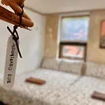 Roi Guesthouse