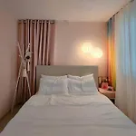 Hue Stay