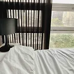 Elegant Stay In Seoul\'S Vibrant Core!