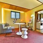 Ado Hotel