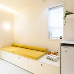 Sunflower Room