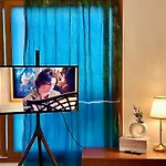 New, 3Min To Hapjeong St, Airport Bus Stop, 10Min To Hongdae & Mangwon Market, Han River Park, 2Br 2Qb Full Of Sunshine, Hotel Bedding, City Nature