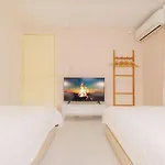 #3 Beds, 2 Rooms #Netflix Dongdaemun Lemon House