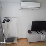 Hongdae Residence-4 - 1Min From Hongik Univ Station #1
