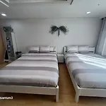 Hongdae Residence-4 - 1Min From Hongik Univ Station #1