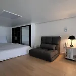 Gangnam Cozy House