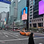 Hongdae Residence-2 1Min From Hongik Uni Station Exit #1