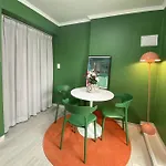 Chic 2-Bedroom Stay In Hongdae