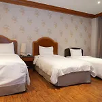 Karak Tourist Hotel