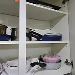 2 Queen Beds, 5 Min Walk From Gangnam St, Spacious House, Convenience Store