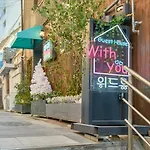 150M From Myeongdong Station, Private Use, Hotel Style Interior, Free Korean Ramen