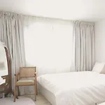 #Family Friends Up To 7 People #Beamprojector #Hongdae, Gangnam, Jamsil 30 Minutes#Luggagestorage Service