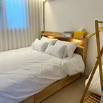 Gyeongui Line Forest Park 2Room On 1St Floor For 6Ppl