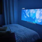 Two Room Cozy And Cool House Food Alley