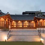 Bukchon Binkwan By Rakkojae