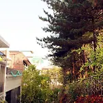 Dreamers Guesthouse