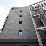 Lemon Tree Hotel