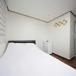 Jj House