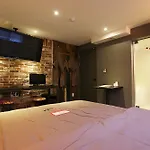 Yaja Hotel Chunho