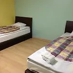 J-Honor Guesthouse