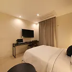 Hotel Cullinan 2 Geondae