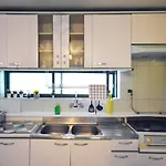 Hongdae Elly Guesthouse 1