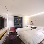 Stayrak Hotel
