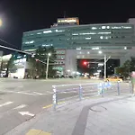 Cocoonstay Hongik Univ. Station